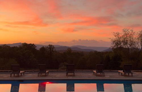 Mountain Mama Ranch - Luxury farmhouse on 200 acres with mountain views, 20mins to Shenandoah, 90mins from DC - Foto 27