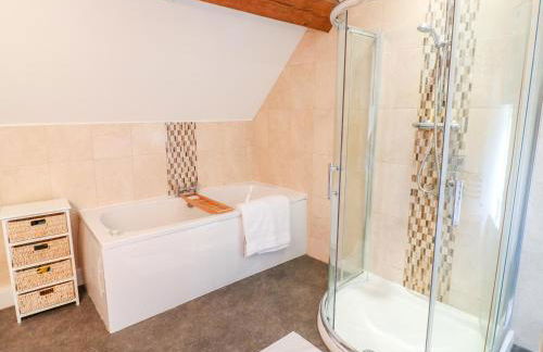 Woodthorpe Cruck Cottage - Foto 17