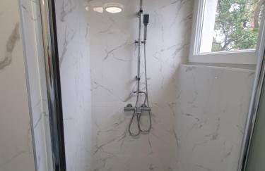 Apartment Exclusive - Self check In - Foto 16