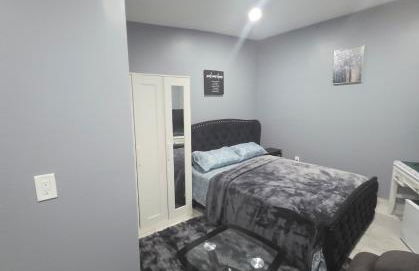 Newly Renovated Detached Studio apartment - Foto 9