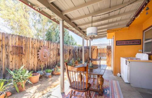 Joshua Tree Bugalow - Downtown - Foto 23