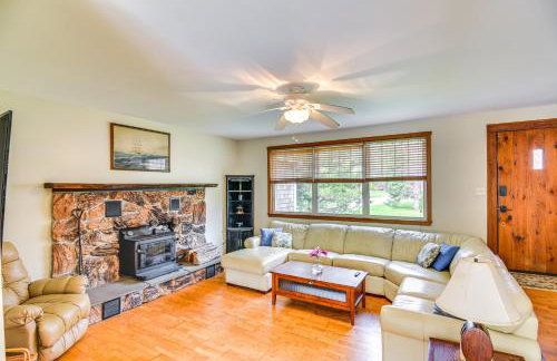 6 Mi to Beach Family Home in Little Compton! - Foto 4