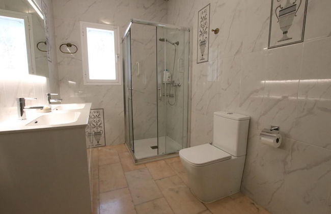 Tess Villa Olmos in M Laga - Foto 12