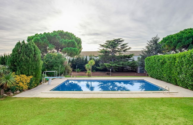 Deluxe Villa in Urbanització Bon Relax near Beach - Foto 29