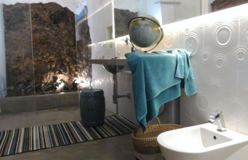 Vilna House with private pool, jacuzzi and garden -Optional pool and jacuzzi heating - Foto 22