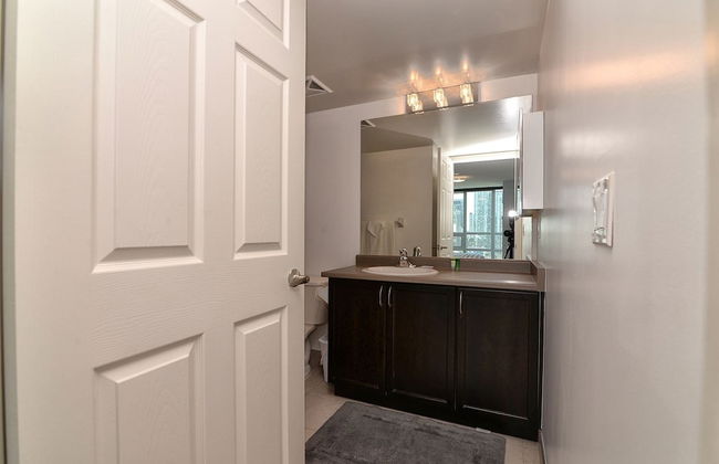 NAPA Furnished Suites & Apartments - Foto 35