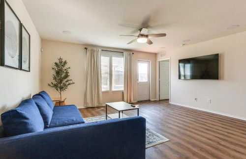 Modern Home with Private Yard and Patio in Little Elm! - Foto 9