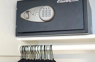 Game Night Downtown - BSU - Slots - Over 100 Games - Foto 46