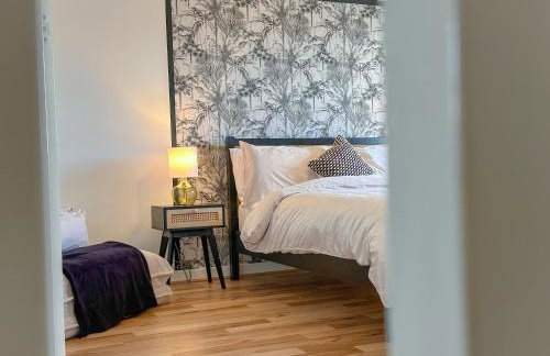 Perfect Booking 3 Bed Home in Central Bracknell - Foto 22