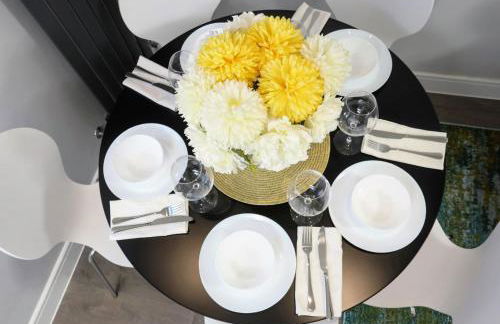 Aisiki Apartments at Stanhope Road, North Finchley, Airconditioned Multiple 2 or 3-Bedroom, Pet Friendly Duplex Flats, King or Twin Beds with Free WiFi - Foto 33