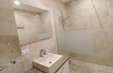 Beau logement au Coeur de Strasbourg - Foto 8