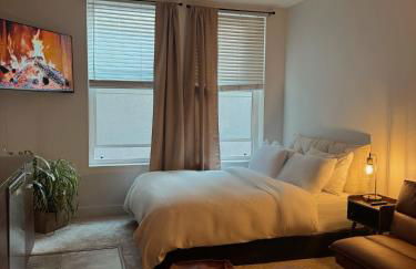 Elegant Suite at Marina-Venice Beach with Pool, Jacuzzi, GYM by Holisticā Retreats - Foto 34