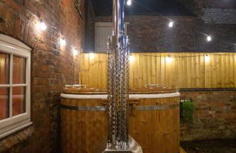 The Stables - Quirky one bed holiday home with wood fired hot tub - Foto 18