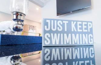 Group Friendly 6BR Near Aquarium & Niagara Falls - Photo 1