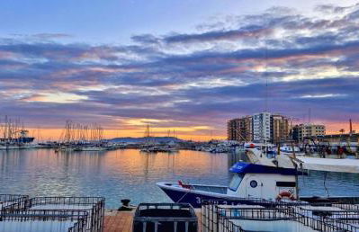 Vinaros Mar de Plata - Foto 9