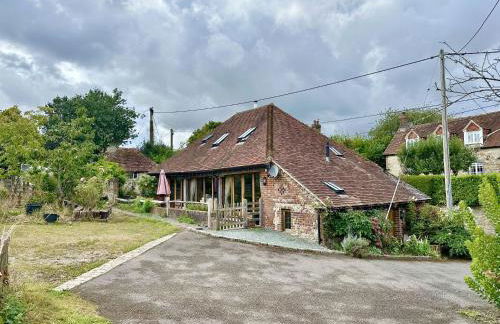 The Old Tractor Shed by inspirestays-com - Foto 1