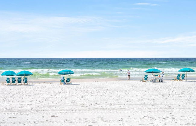 The Spyglass a 5 bed 3 bath house that sleeps 14 and just 67 steps from the beach - Foto 129