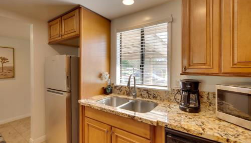 Pet-Friendly Stay with Patio in Palm Desert Resort! - Foto 5