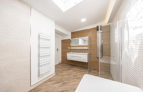 P2 Premium-Suite, 4 Zimmer, 105qm, Parkplatz - Foto 12