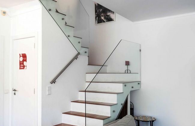 Sesimbra Stylish Villa by Homing - Photo 53