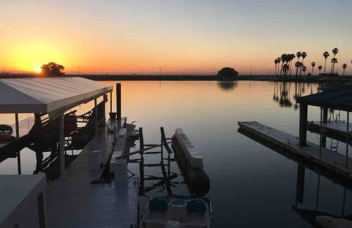 Marlin Cove Pet Friendly Waterfront Retreat - Foto 2