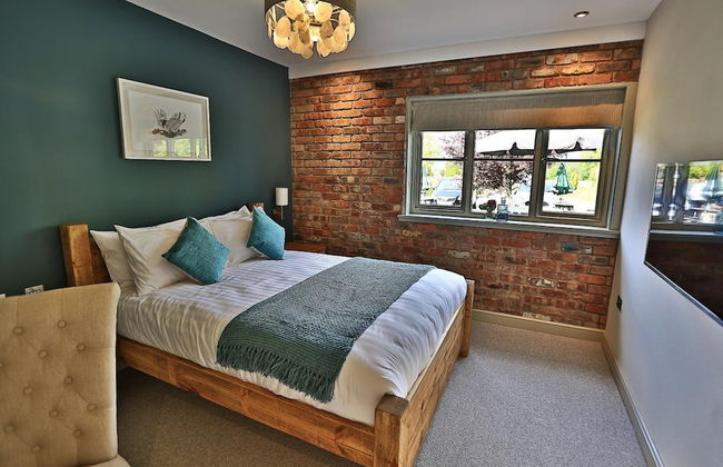 The Cock O' Barton - Photo 13