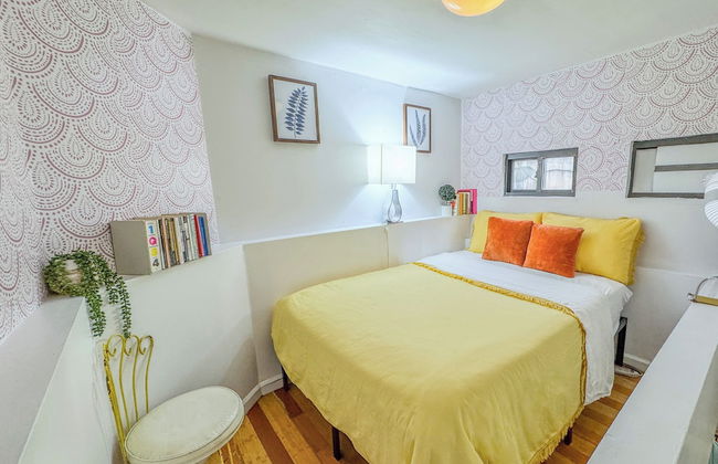 183 Orchard St - Photo 3