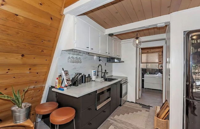 Acute A-frame Cabin w WiFi - Foto 8