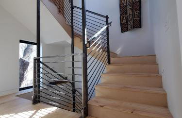 This Deluxe Modern New 3-Story Home With Central Ac Offers The Best Of Bozeman! - Foto 26