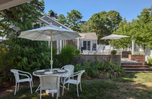 Designed for vacation Easy 0 3 mi walk to Grey Neck Beach - Photo 27