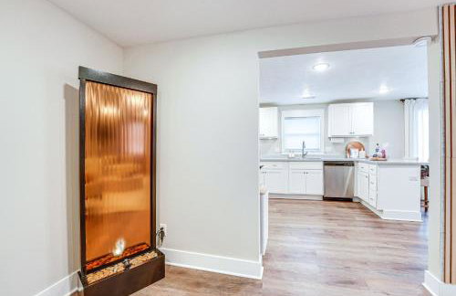 Serene and Updated Escape 1 Mi to Heritage Landing - Foto 11