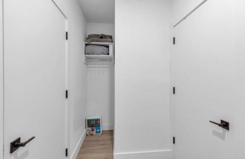 Royal Oasis Indoor Pool, FREE Parking, Near NYC - Foto 8