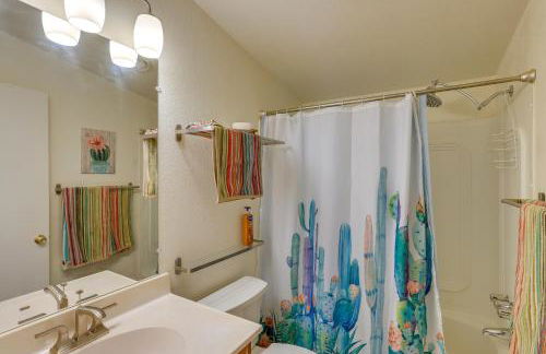 Stunning Views Quiet Bluff Home Near Hiking! - Foto 18