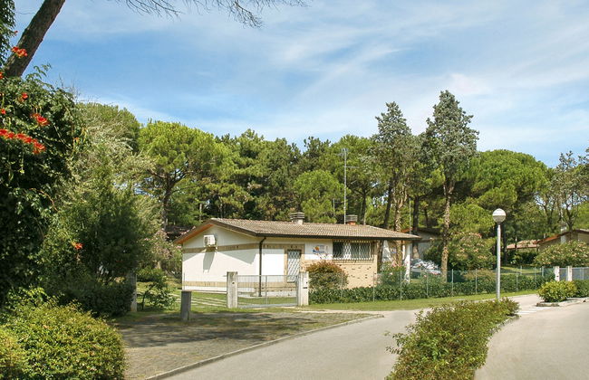 4 bedroom House in Lignano Sabbiadoro with garden and terrace - Photo 15