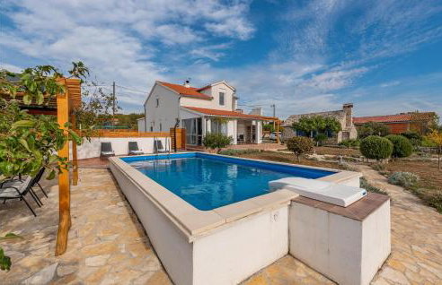 Awesome Home In Krkovic With Sauna - Photo 1