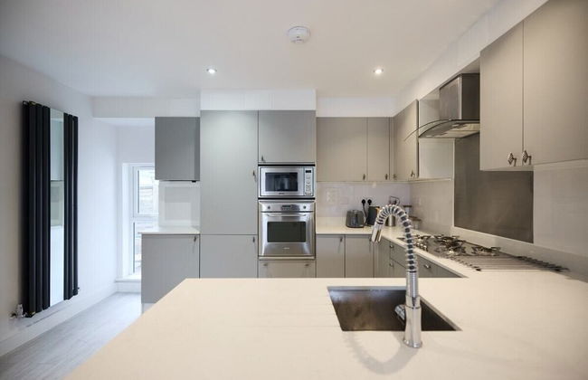 The Kingswood Place - Modern 2bdr With Terrace - Foto 14