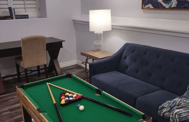 Farmington Gem 6BR Private Fenced Yard Sleeps 15 - Foto 17