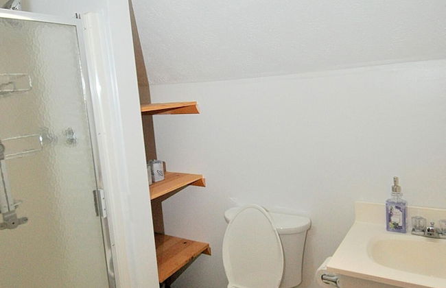 Rosies Creekside Retreat - 3 BR Escape! - Foto 24