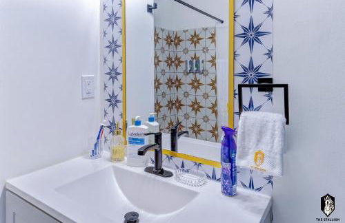 The Stallion #301 - Walk to attractions, Modern Luxe Loft in Downtown Memphis with free covered gated parking - Foto 7