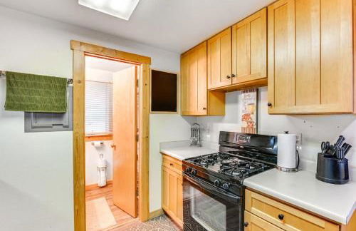 Secluded Bigfork Cabin with Canoes and Views! - Foto 10