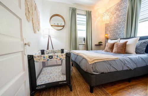 Bloom and Relax Historic 1BR in Downtown - Foto 30