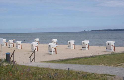 Quaint Bungalow Near Insel Poel With Garden - Foto 30