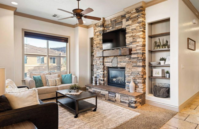 The View Resort Amenities & Epic Views! - Foto 10