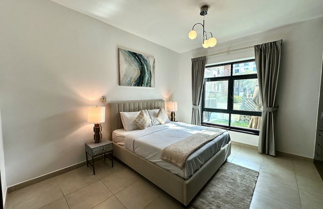 Lux BnB Travo Tower I Private Garden I Lake View - Photo 6