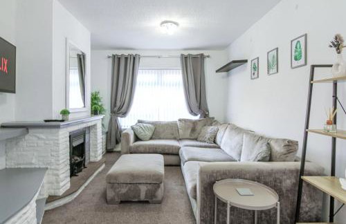 Modern 2BR Home in SK14, WIFI, Parking, Sleeps 5 - Foto 20