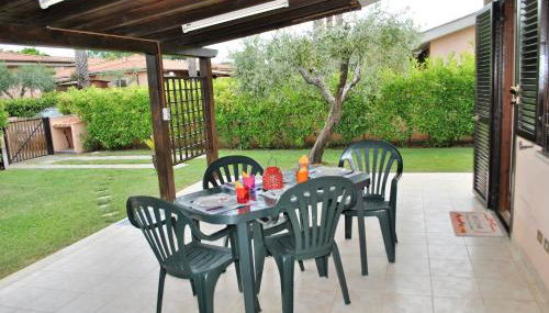 Villa Barbie Between Terracina and Sperlonga, 400 mt From Beach - Foto 2, Garden, furniture