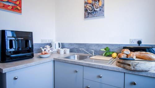 Tide & Tee - 2 Bedroom Apartment - Penally - Tenby - Foto 5