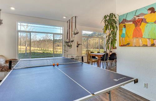 Nature Art Retreat on Breckenridge Creek with Pond! - Foto 17