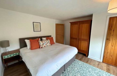 Weybridge Stunning Five Bedroom House With Garden - Foto 11