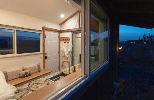 Blue Moon Tiny House Hot Tub & Sauna - Foto 25